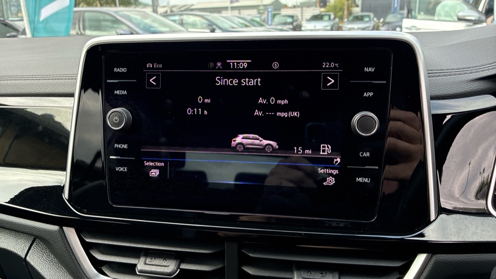Volkswagen T-Roc 1.5 TSI R-Line 5dr Petrol Hatchback - Image 26