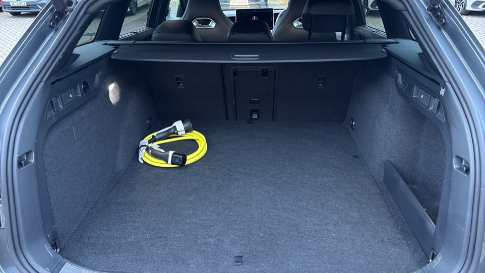 Volkswagen Passat 1.5 TSI eHybrid Black Edition 5dr DSG Estate - Image 20