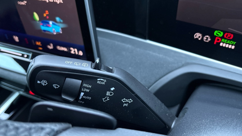 Volkswagen Passat 1.5 TSI eHybrid Black Edition 5dr DSG Estate - Image 37