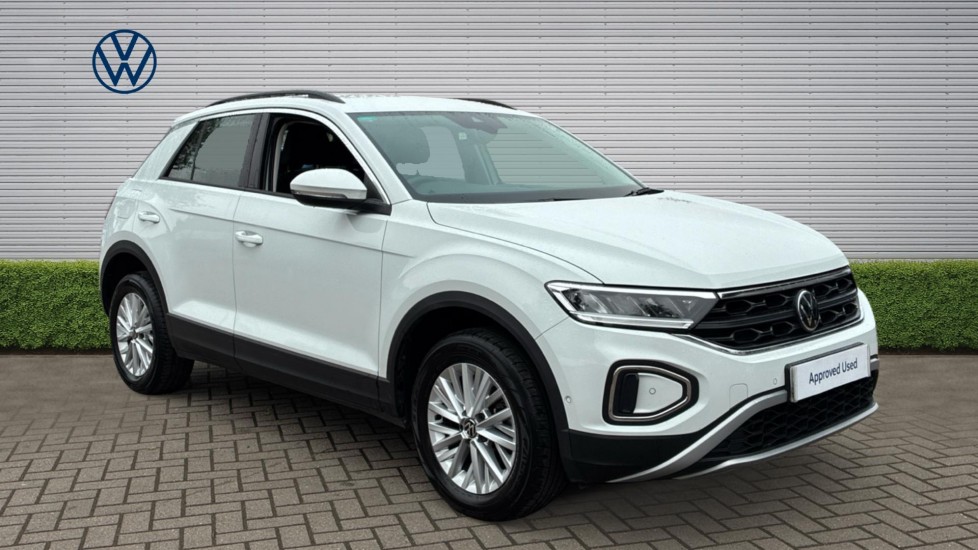 Volkswagen T-Roc 1.5 TSI Life 5dr DSG Petrol Hatchback - Image 1