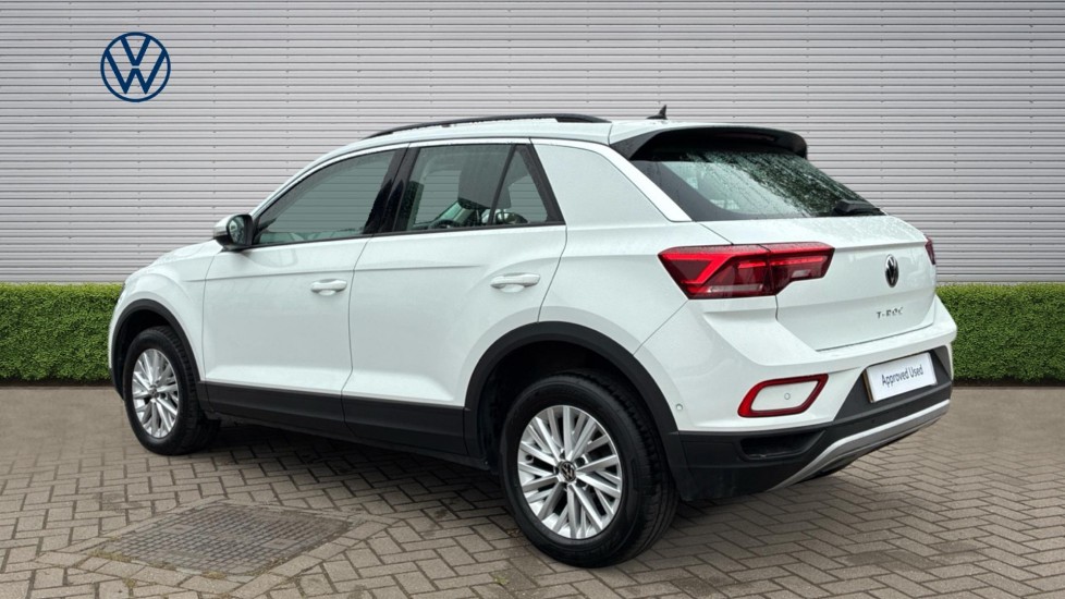Volkswagen T-Roc 1.5 TSI Life 5dr DSG Petrol Hatchback - Image 3