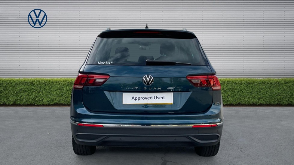 Volkswagen Tiguan 1.5 TSI 150 Life 5dr DSG Petrol Estate - Image 8