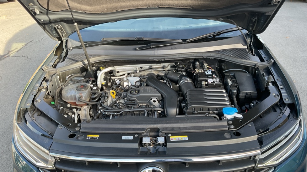 Volkswagen Tiguan 1.5 TSI 150 Life 5dr DSG Petrol Estate - Image 30