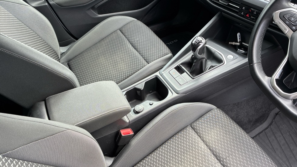 Volkswagen Golf 1.5 TSI Active 5dr Petrol Hatchback - Image 14