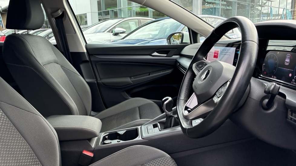 Volkswagen Golf 1.5 TSI Active 5dr Petrol Hatchback - Image 15