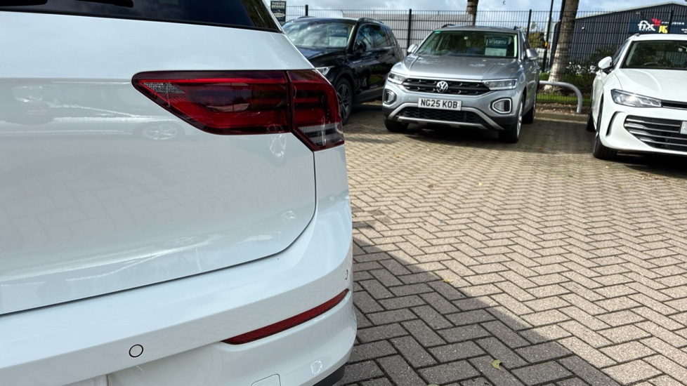 Volkswagen Golf 1.5 TSI Active 5dr Petrol Hatchback - Image 38