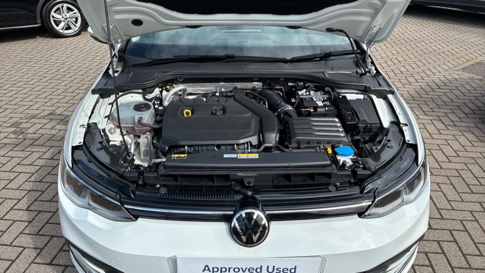 Volkswagen Golf 1.5 TSI Active 5dr Petrol Hatchback - Image 42
