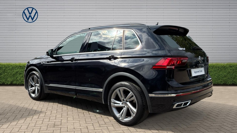 Volkswagen Tiguan 2.0 TDI R-Line Edition 5dr DSG Diesel Estate - Image 3