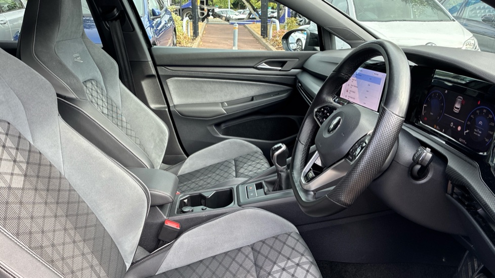 Volkswagen Golf 1.5 TSI R-Line 5dr Petrol Hatchback - Image 15