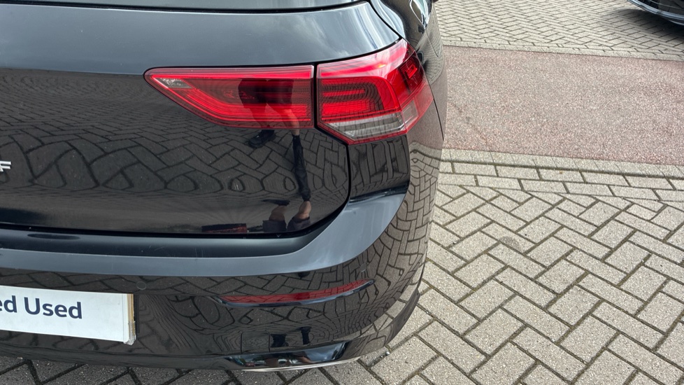 Volkswagen Golf 1.5 TSI R-Line 5dr Petrol Hatchback - Image 37
