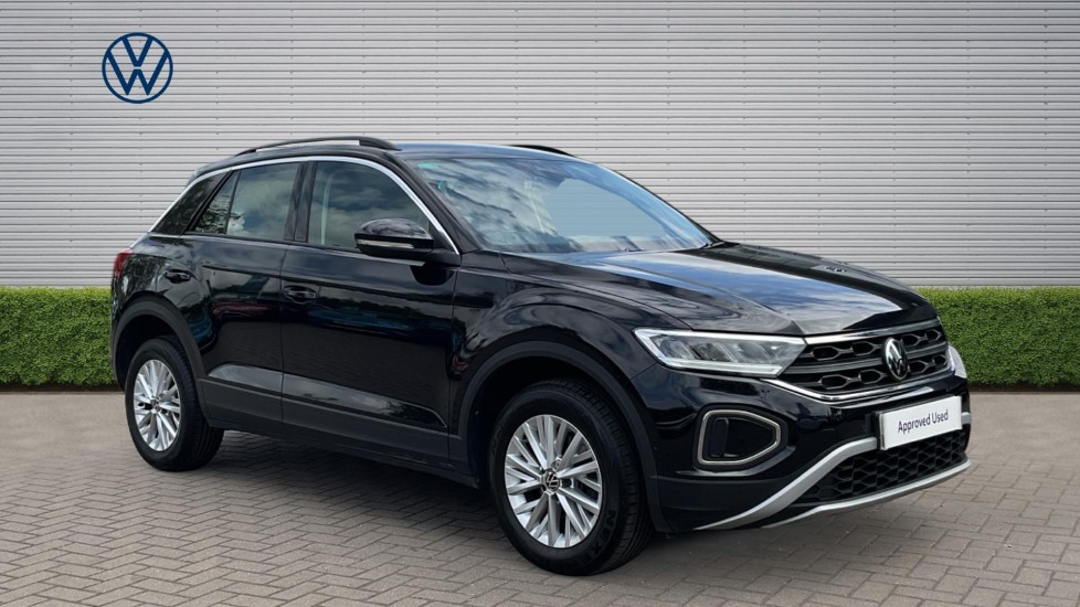Volkswagen T-Roc 1.5 TSI Life 5dr DSG Petrol Hatchback - Image 1