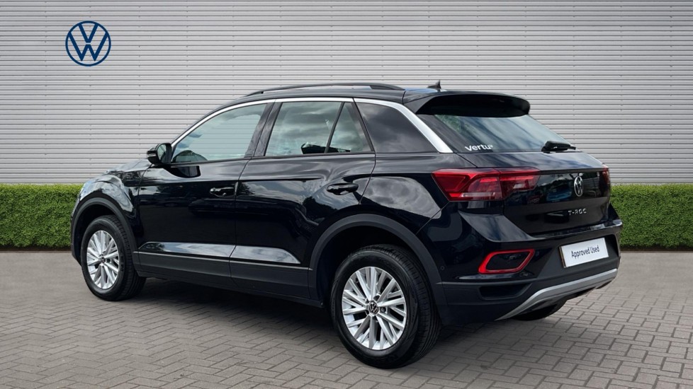Volkswagen T-Roc 1.5 TSI Life 5dr DSG Petrol Hatchback - Image 3