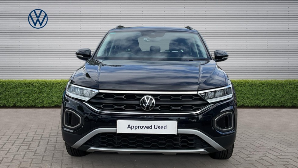 Volkswagen T-Roc 1.5 TSI Life 5dr DSG Petrol Hatchback - Image 7