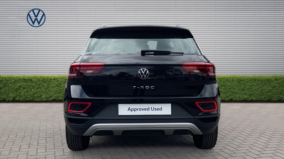 Volkswagen T-Roc 1.5 TSI Life 5dr DSG Petrol Hatchback - Image 8
