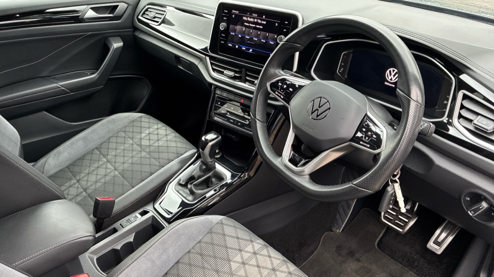 Volkswagen T-Roc 1.5 TSI R-Line 5dr DSG Petrol Hatchback - Image 6