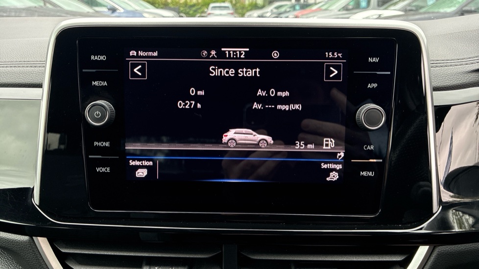 Volkswagen T-Roc 1.5 TSI R-Line 5dr DSG Petrol Hatchback - Image 24