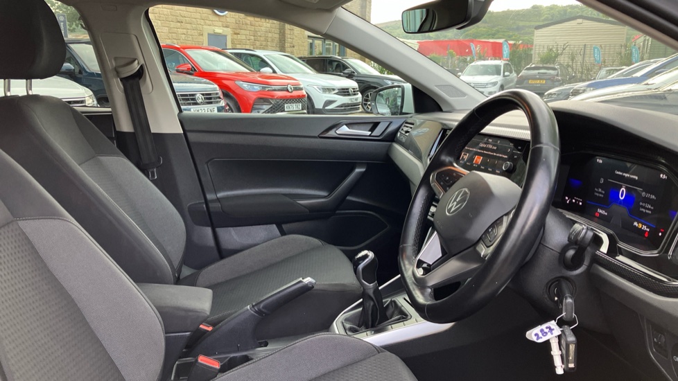 Volkswagen Polo 1.0 TSI Life 5dr Petrol Hatchback - Image 15