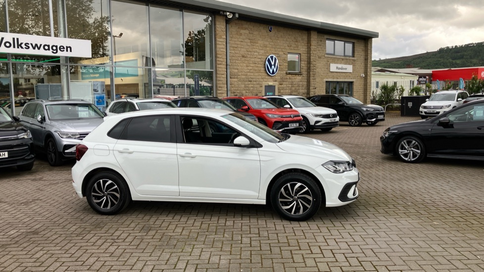 Volkswagen Polo 1.0 TSI Life 5dr Petrol Hatchback - Image 40