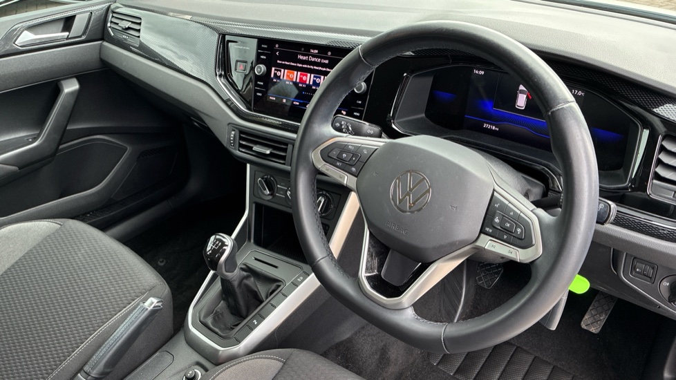 Volkswagen Polo 1.0 TSI Life 5dr Petrol Hatchback - Image 6