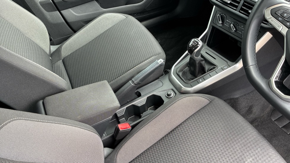 Volkswagen Polo 1.0 TSI Life 5dr Petrol Hatchback - Image 14