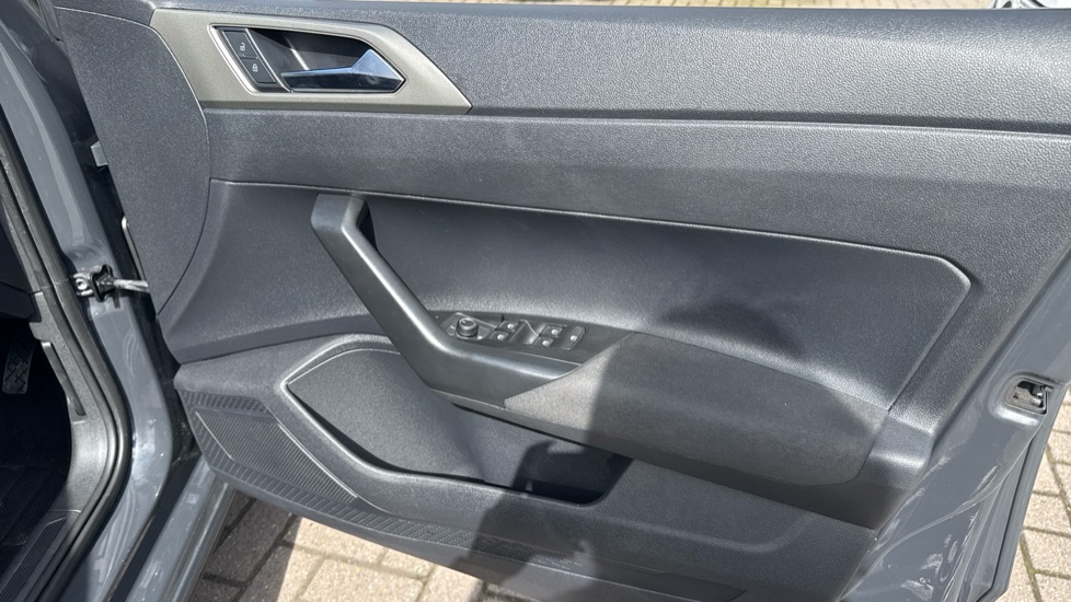 Volkswagen Polo 1.0 EVO 80 Match 5dr Petrol Hatchback - Image 19