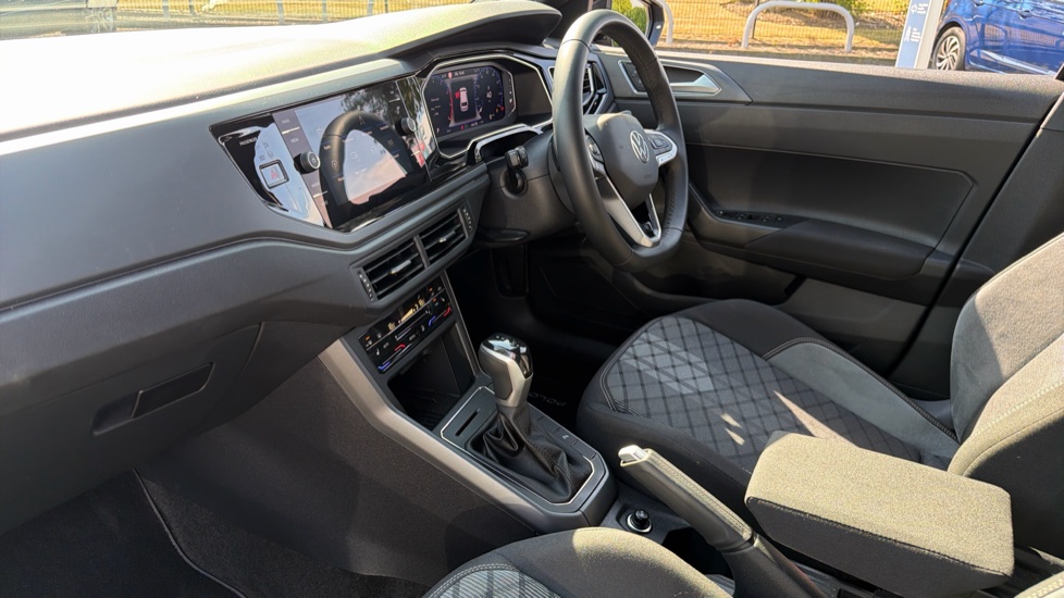 Volkswagen Polo 1.0 TSI 115 Black Edition 5dr DSG Petrol Hatchback - Image 2