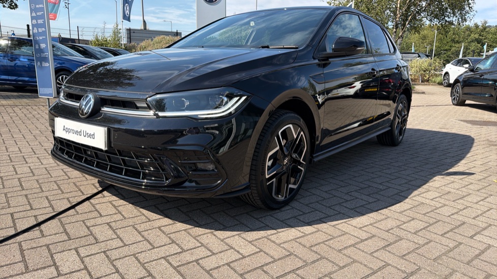 Volkswagen Polo 1.0 TSI 115 Black Edition 5dr DSG Petrol Hatchback - Image 37