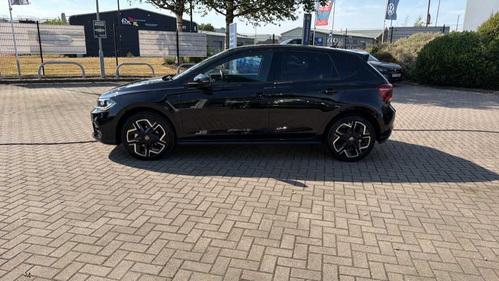 Volkswagen Polo 1.0 TSI 115 Black Edition 5dr DSG Petrol Hatchback - Image 38