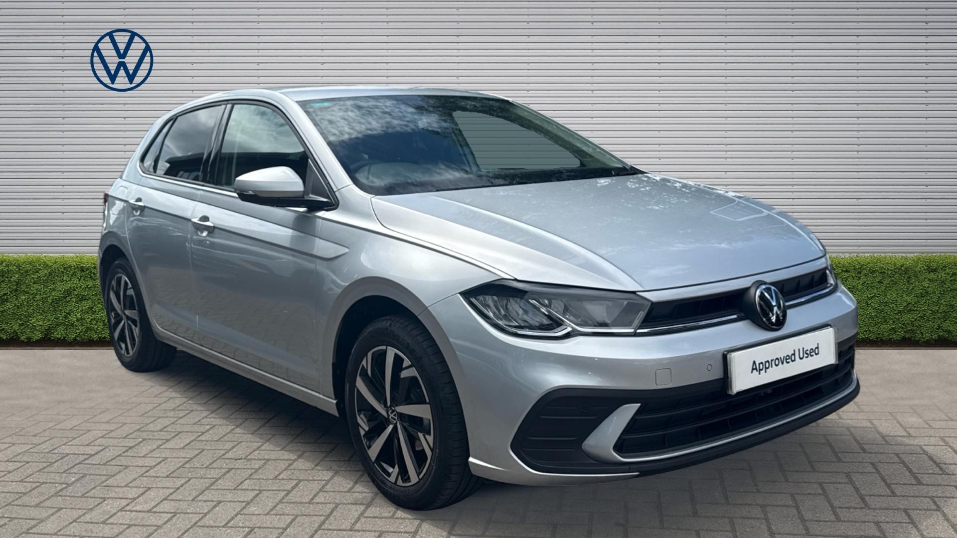 Volkswagen Polo listing photo