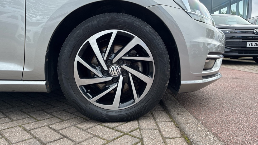 Volkswagen Golf 1.5 TSI EVO Match 5dr Petrol Hatchback - Image 5