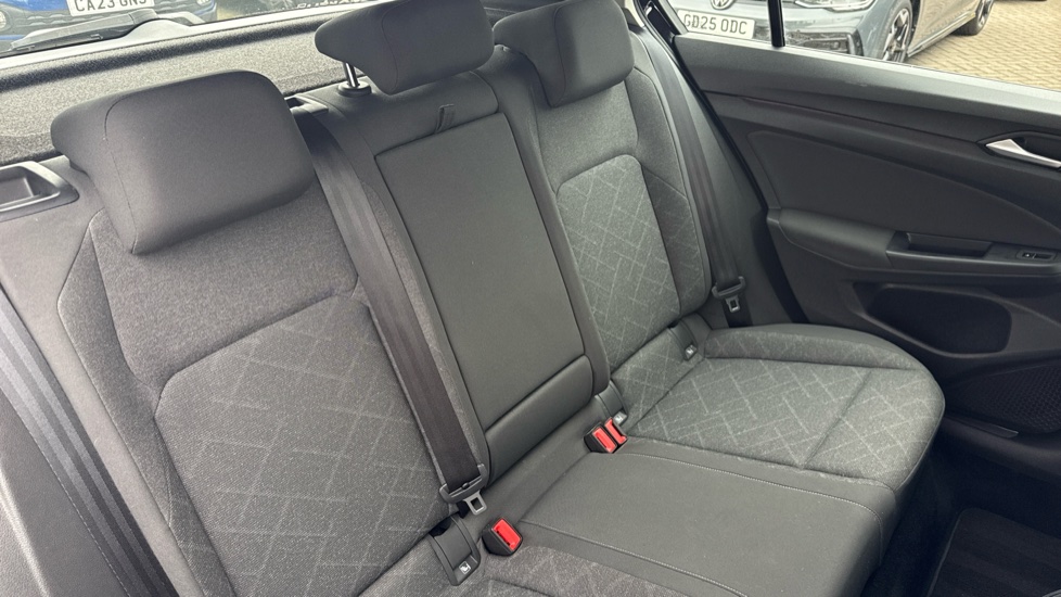 Volkswagen Golf 1.5 TSI Life 5dr Petrol Hatchback - Image 16