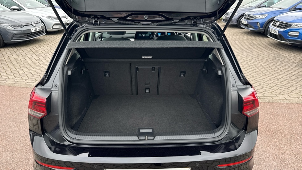 Volkswagen Golf 1.5 TSI Life 5dr Petrol Hatchback - Image 20