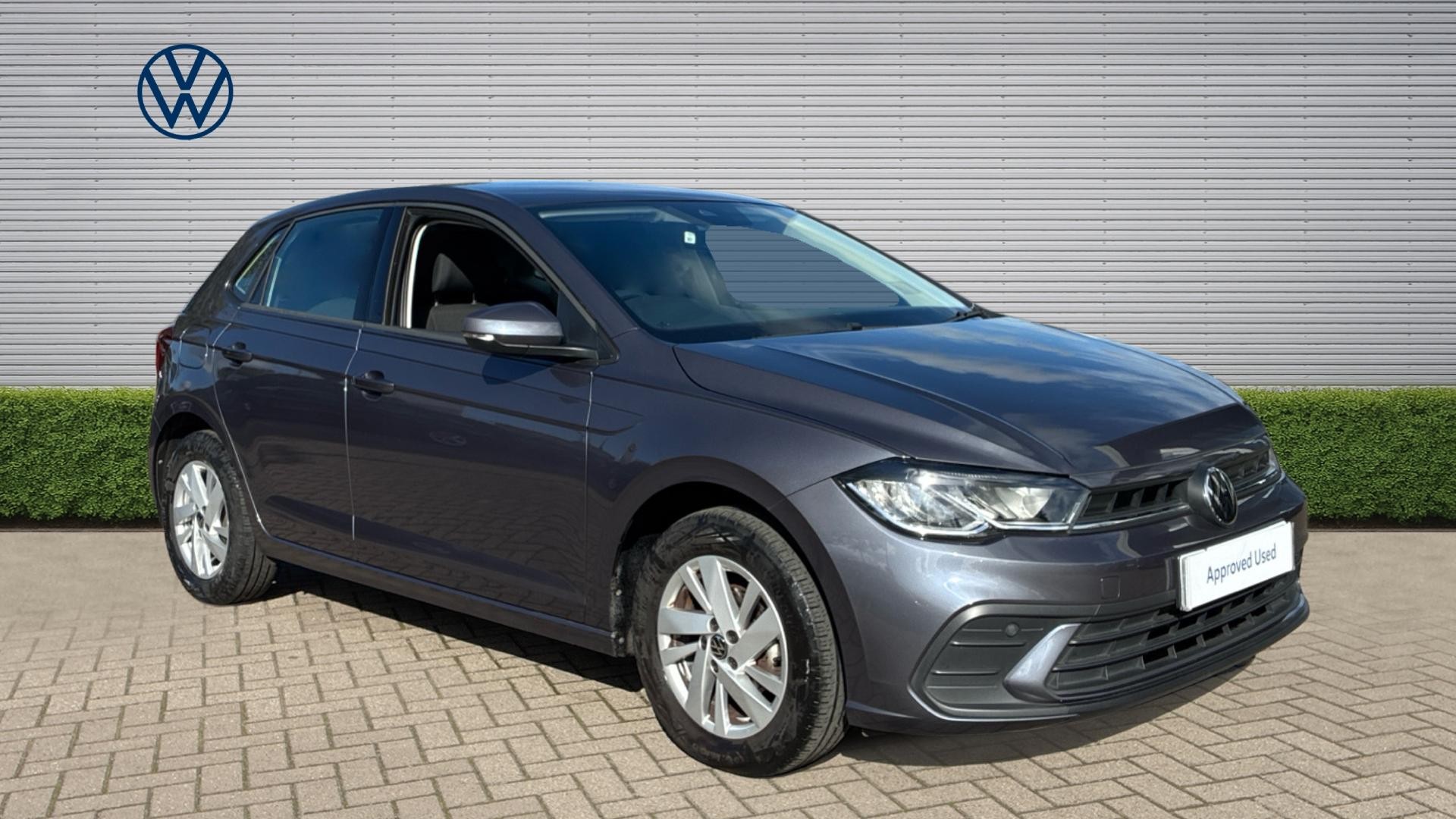 Volkswagen Polo listing photo