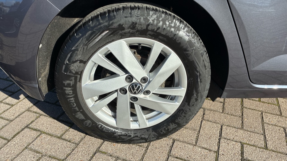 Volkswagen Polo 1.0 TSI Life 5dr Petrol Hatchback - Image 42