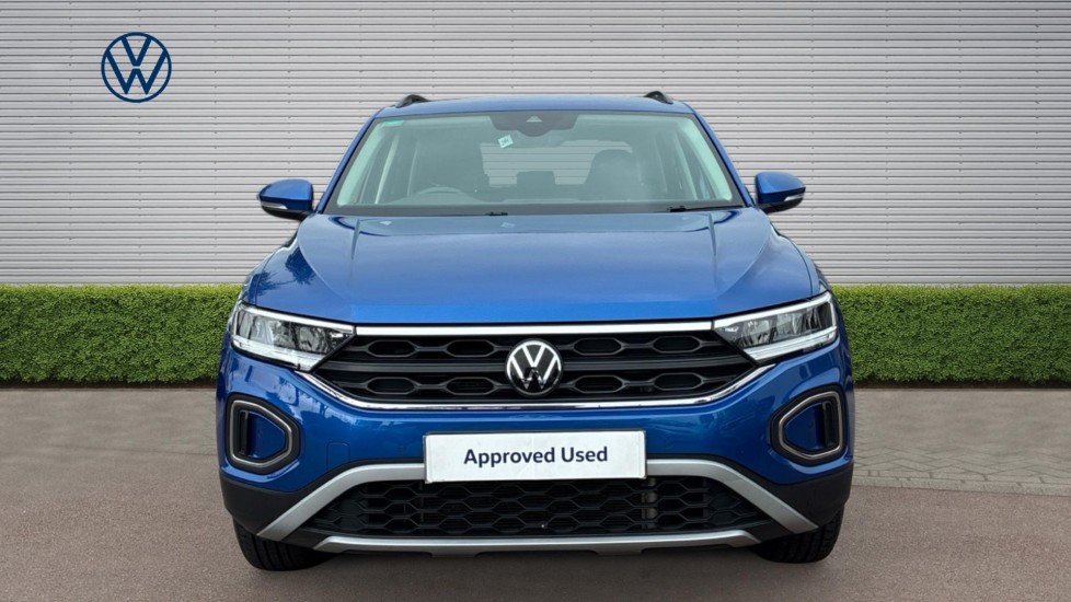 Volkswagen T-Roc 1.5 TSI Life 5dr Petrol Hatchback - Image 7