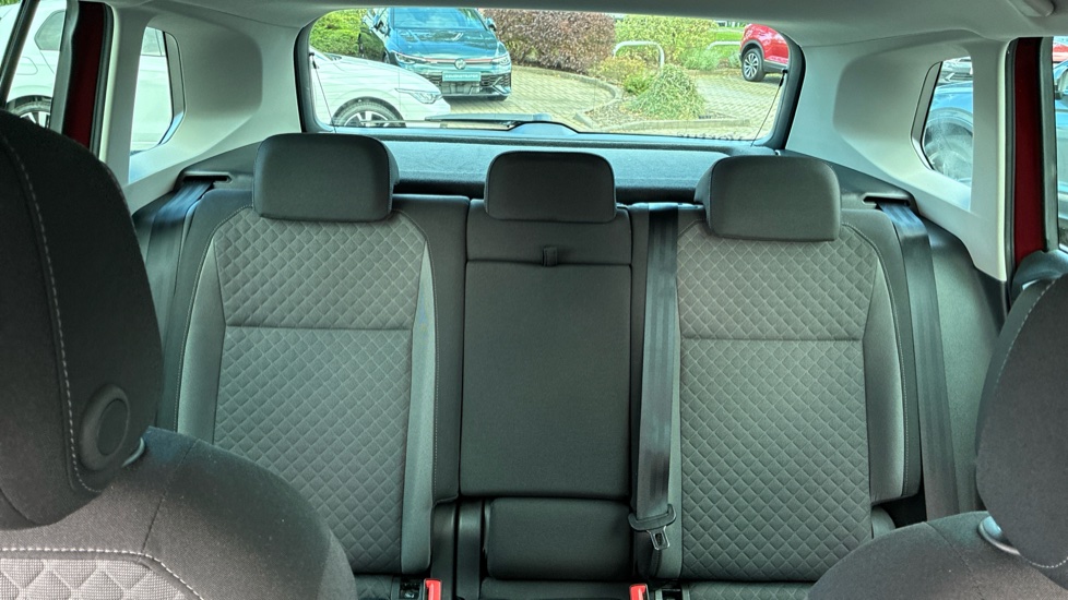 Volkswagen Tiguan 1.5 TSi EVO 150 Match 5dr DSG Petrol Estate - Image 16