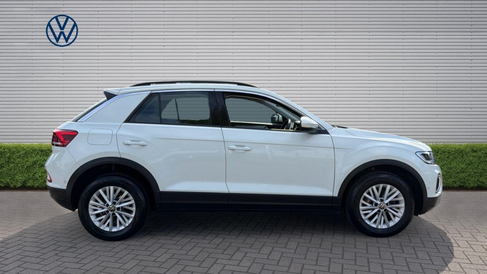 Volkswagen T-Roc 1.0 TSI Life 5dr Petrol Hatchback - Image 4