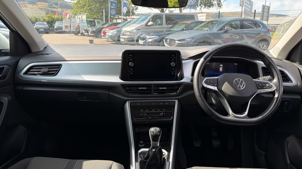 Volkswagen T-Roc 1.0 TSI Life 5dr Petrol Hatchback - Image 9