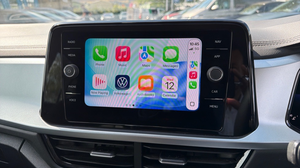 Volkswagen T-Roc 1.0 TSI Life 5dr Petrol Hatchback - Image 30