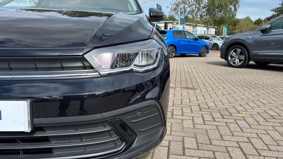 Volkswagen Polo 1.0 Life 5dr Petrol Hatchback - Image 23
