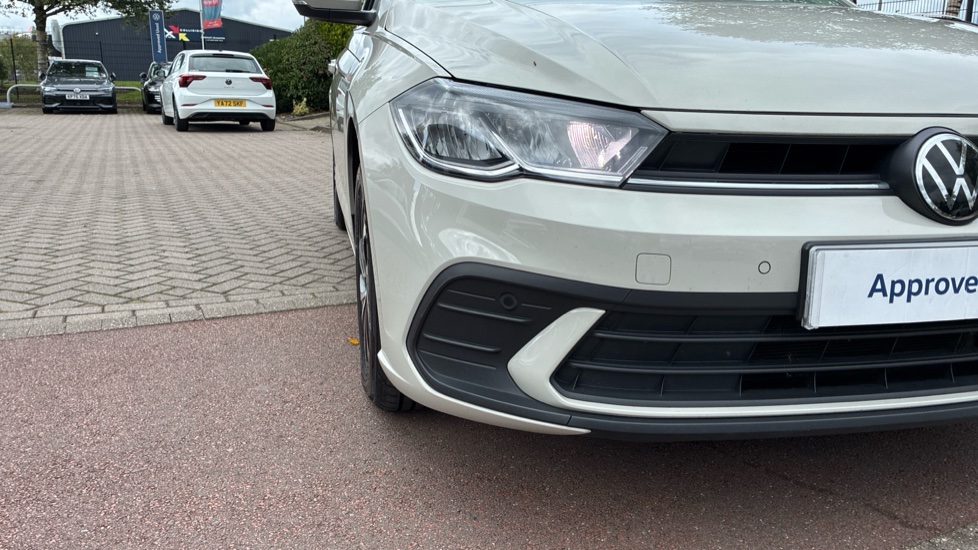 Volkswagen Polo 1.0 TSI Life 5dr Petrol Hatchback - Image 36