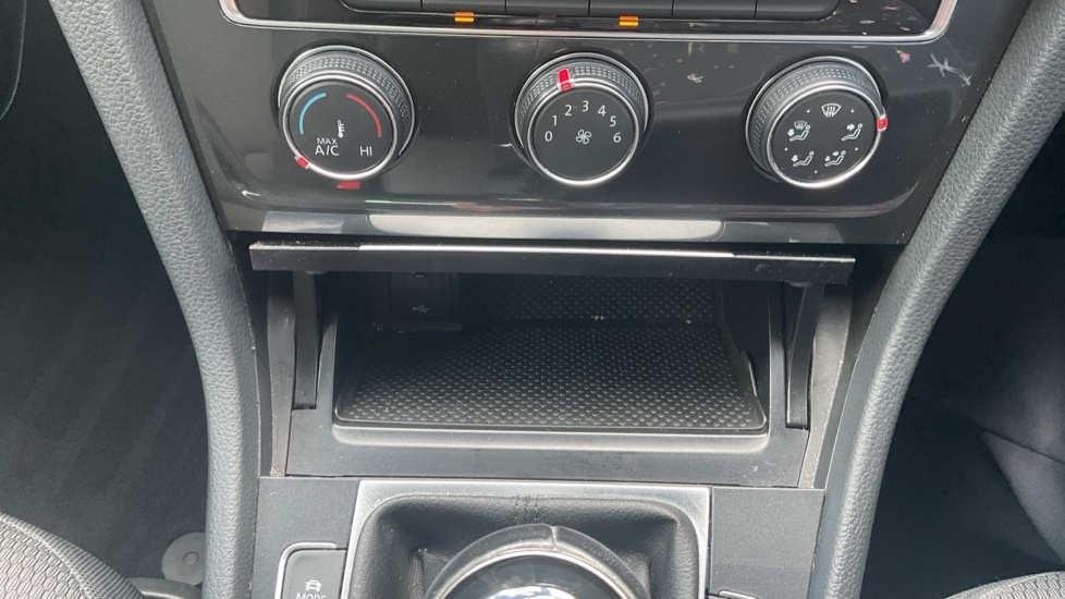 Volkswagen Golf 1.5 TSI EVO Match 5dr Petrol Hatchback - Image 26