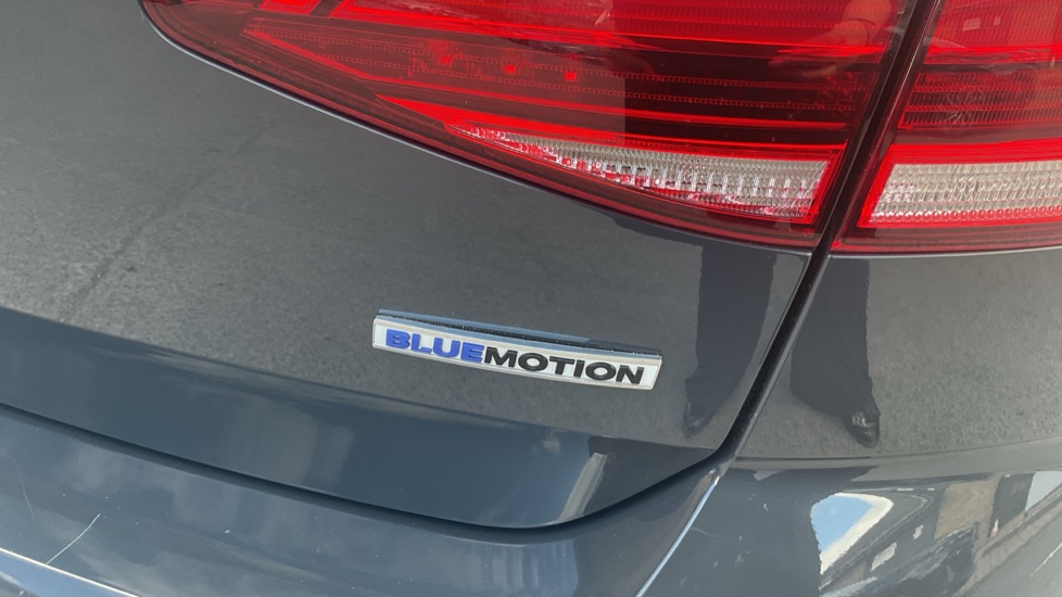 Volkswagen Golf 1.5 TSI EVO Match 5dr Petrol Hatchback - Image 37