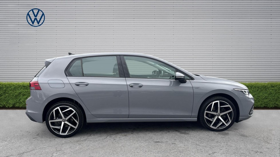 Volkswagen Golf 1.5 TSI Life 5dr Petrol Hatchback - Image 4