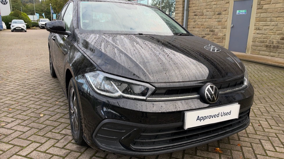 Volkswagen Polo 1.0 TSI Life 5dr Petrol Hatchback - Image 21