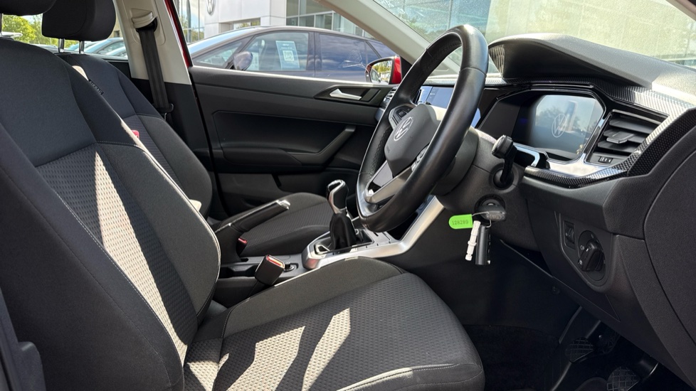 Volkswagen Polo 1.0 TSI Life 5dr Petrol Hatchback - Image 15