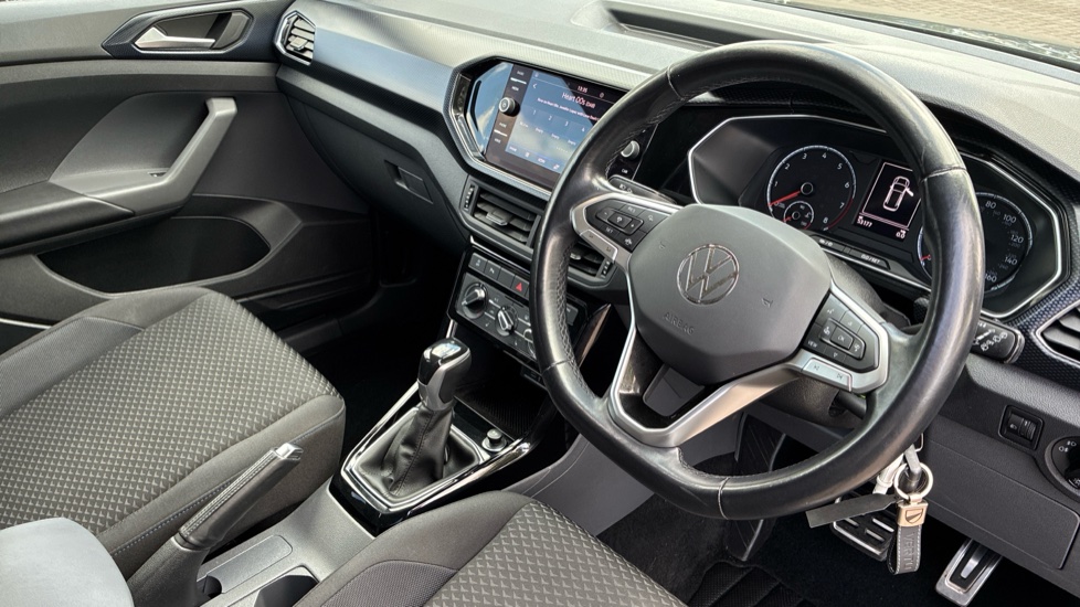Volkswagen T-Cross 1.0 TSI 110 United 5dr DSG Petrol Estate - Image 6