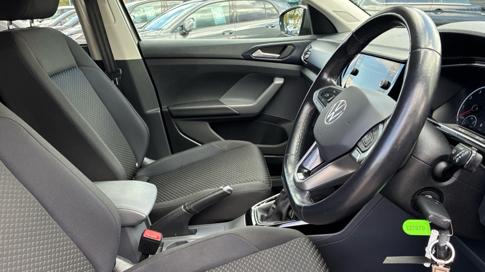 Volkswagen T-Cross 1.0 TSI 110 United 5dr DSG Petrol Estate - Image 15