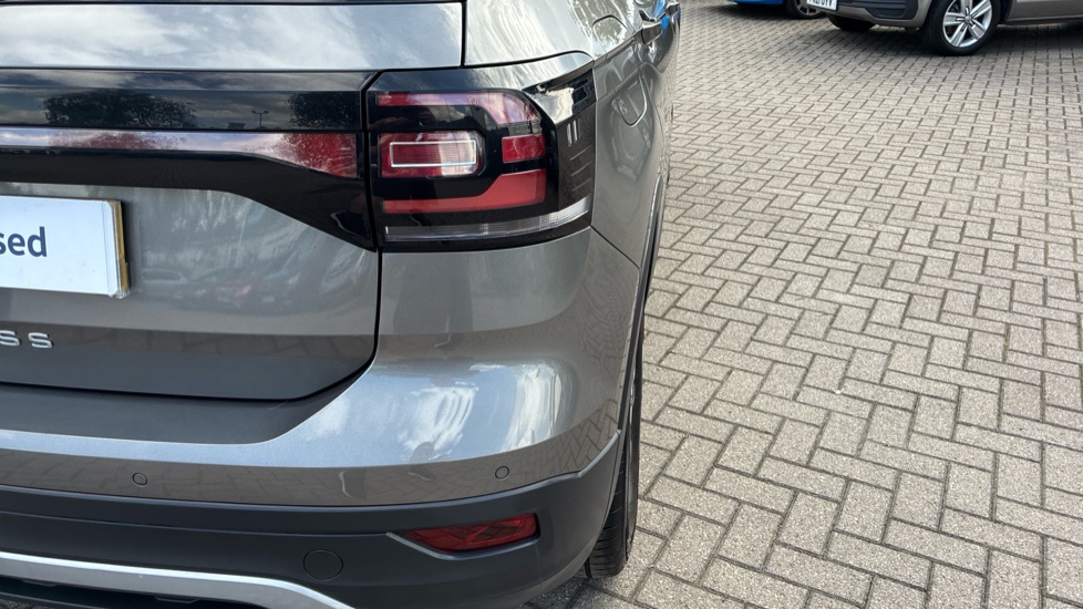 Volkswagen T-Cross 1.0 TSI 110 United 5dr DSG Petrol Estate - Image 41