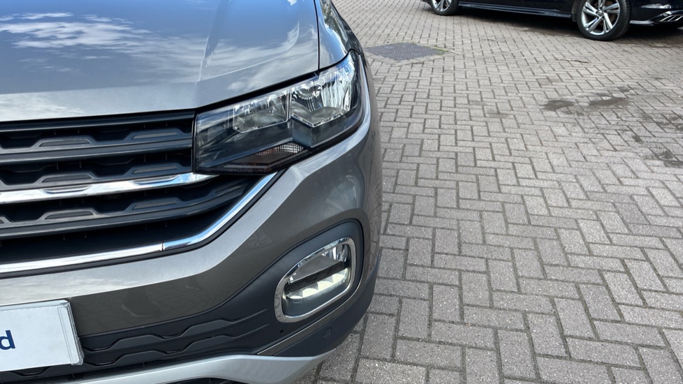 Volkswagen T-Cross 1.0 TSI 110 United 5dr DSG Petrol Estate - Image 43